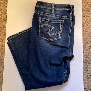 Silver Jean Co Suki Capri